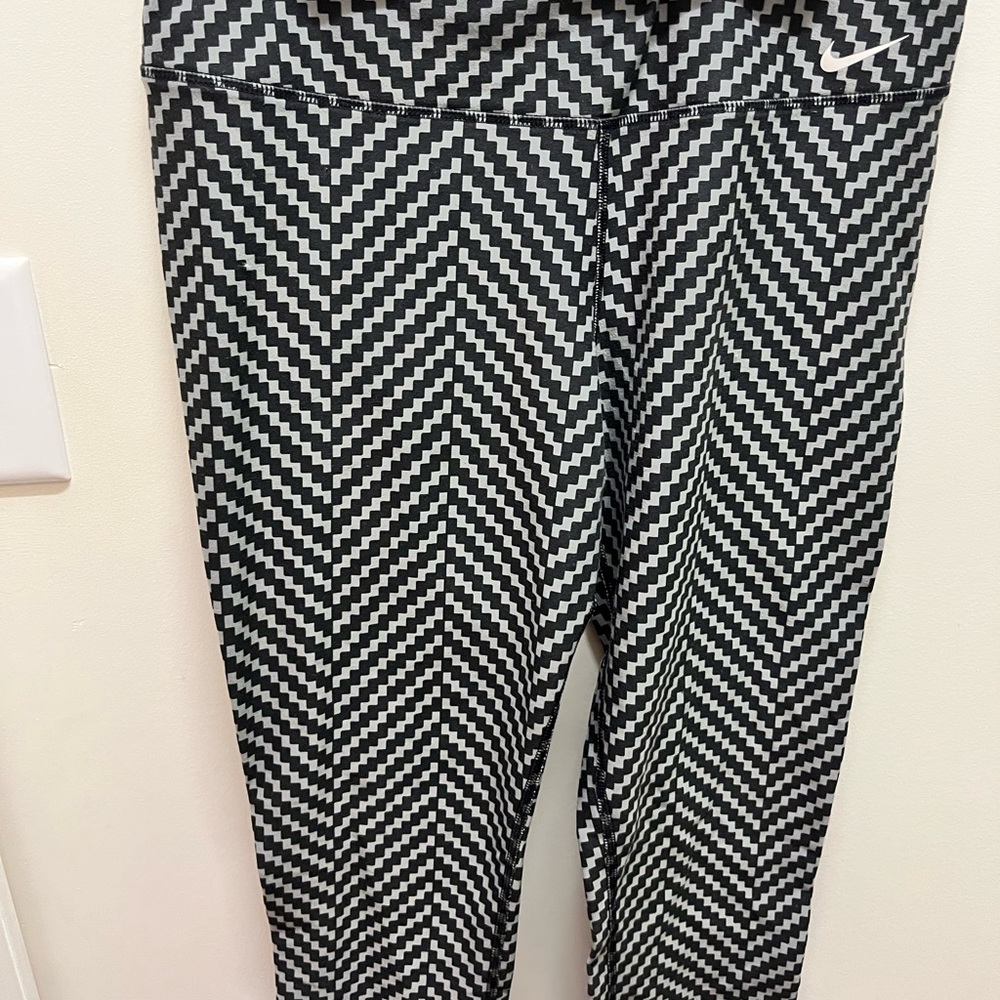 Nike leggings